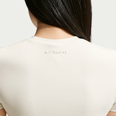 Nike.comにおけるNikeSKIMS Matte ウィメンズ パッディド ベビー T